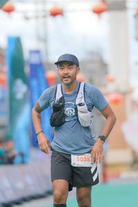 BIB: 050, 5038
                            <button type="button" onclick="openModal(21762936)" class="btn btn-primary btn-sm float-right btn-popup" data-toggle="modal" data-target=".modal-high-quality">
                        <i class="fas fa-shopping-cart"></i> Add to Cart
                    </button>
                                            <button type="button" onclick="isThisMe(21762936, true)" class="btn btn-success btn-sm float-right btn-popup btn-isme hidden" data-toggle="tooltip" data-placement="bottom" title="นี่คือรูปของคุณใช่ไหม คลิกที่นี่เพื่อเอาเข้าอัลบั้ม">
                        <i class="fas fa-plus"></i> Add to album
                    </button>
                    <button type="button" onclick="isThisMe(21762936, false)" class="btn btn-warning btn-sm float-right btn-popup btn-isnotme hidden">
                        <i class="fas fa-ban"></i> Remove from album
                    </button>